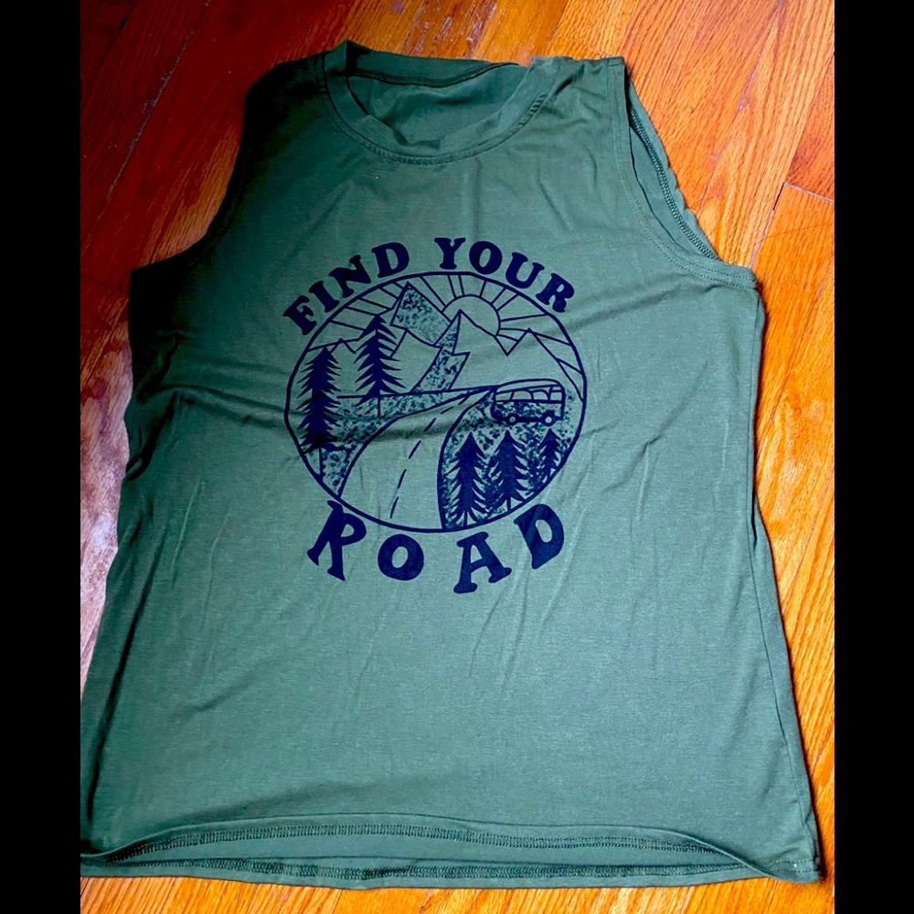 Inspirational graphic tank in army green